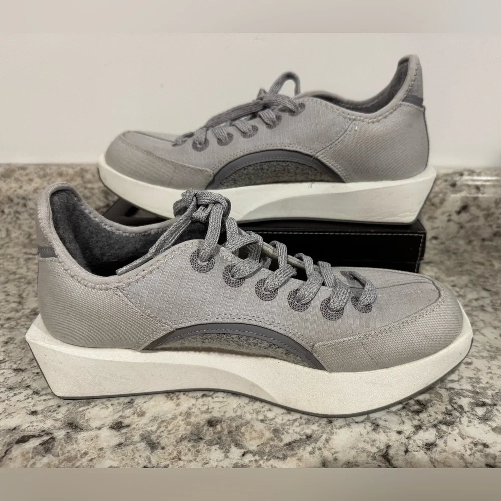 Allbirds Women's Risers Blizzard Low Top Trainers Sneakers Size 10 Gray White